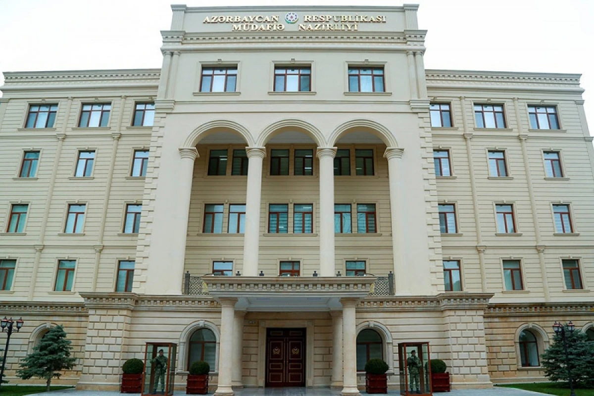 Yararsız döyüş sursatları [[məhv ediləcək]]