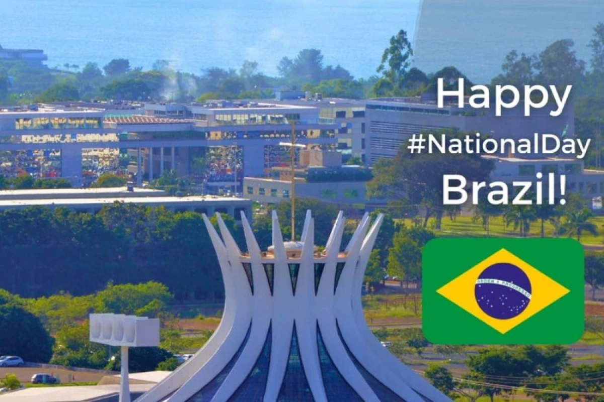 Azərbaycan XİN Braziliyanı [[təbrik etdi]]