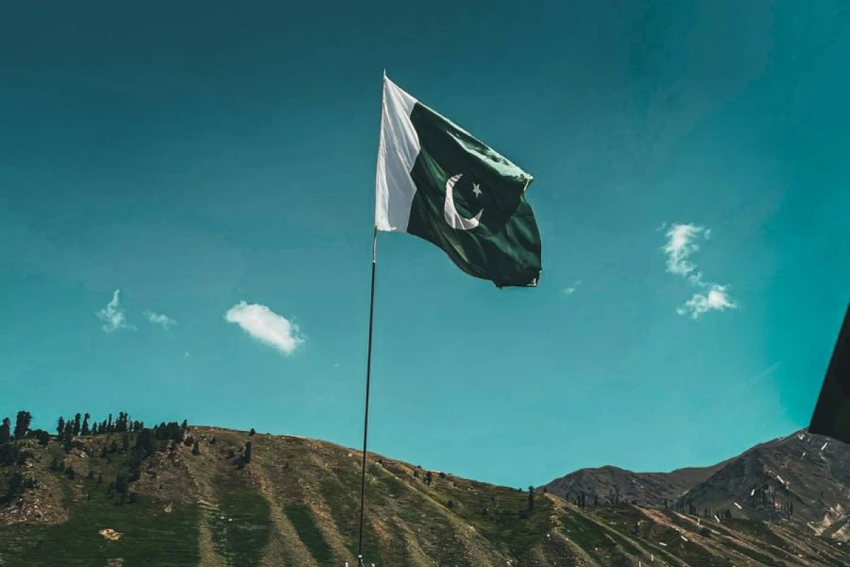 Pakistan Ermənistanı [[tanımağa hazırlaşır]]