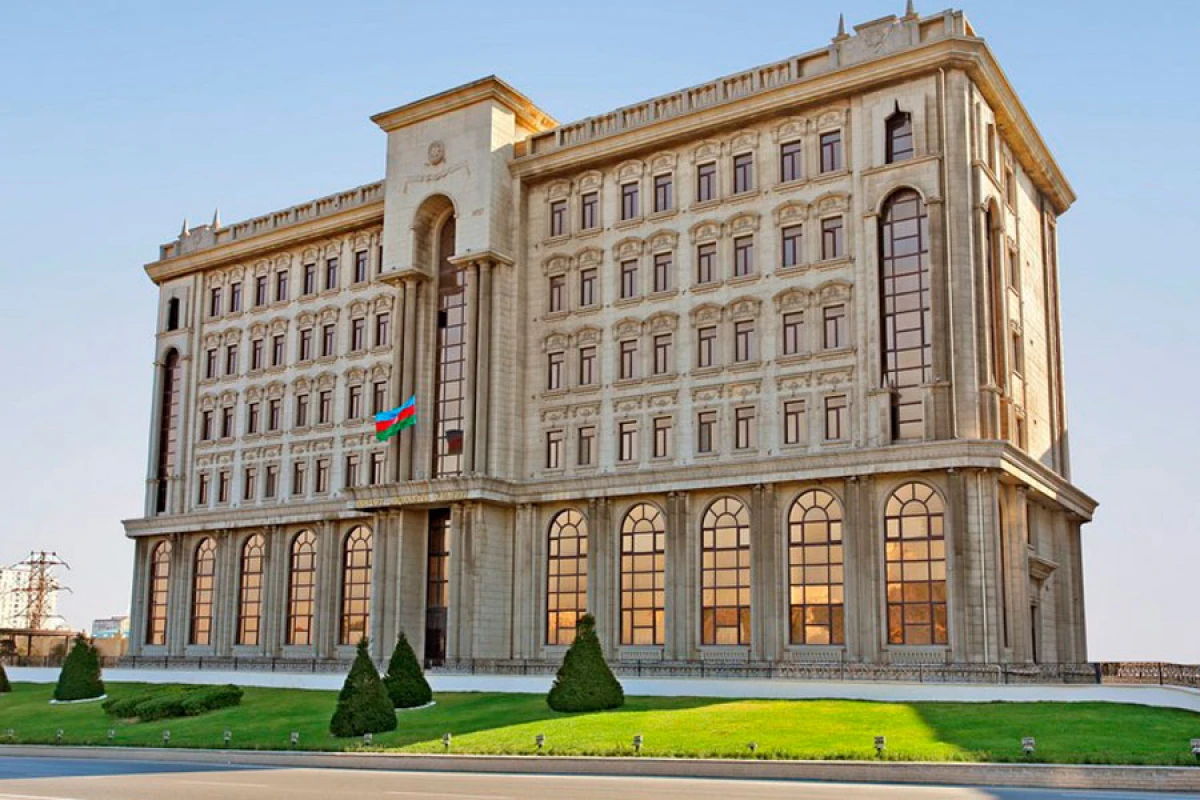 Bu ilin 8 ayında [[1309 əcnəbi]] Azərbaycandan çıxarılıb