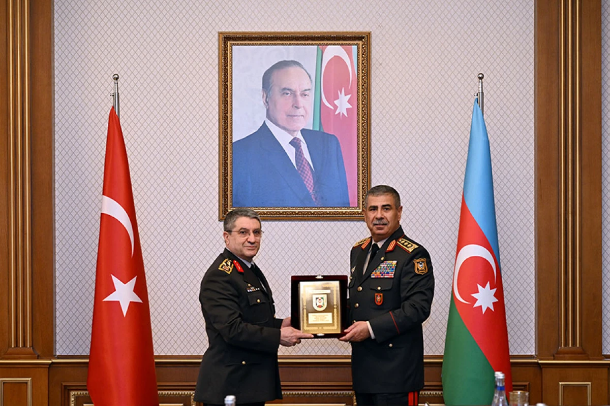 Türkiyənin Baş Qərargah rəisi [[Azərbaycana]] gəldi