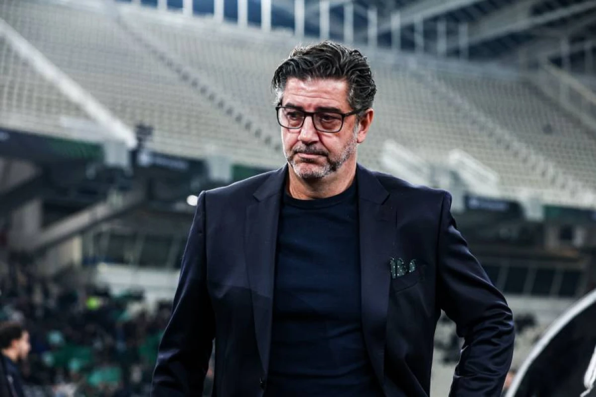 “Panatinaikos” məşqçilər heyətini [[istefaya göndərdi]]