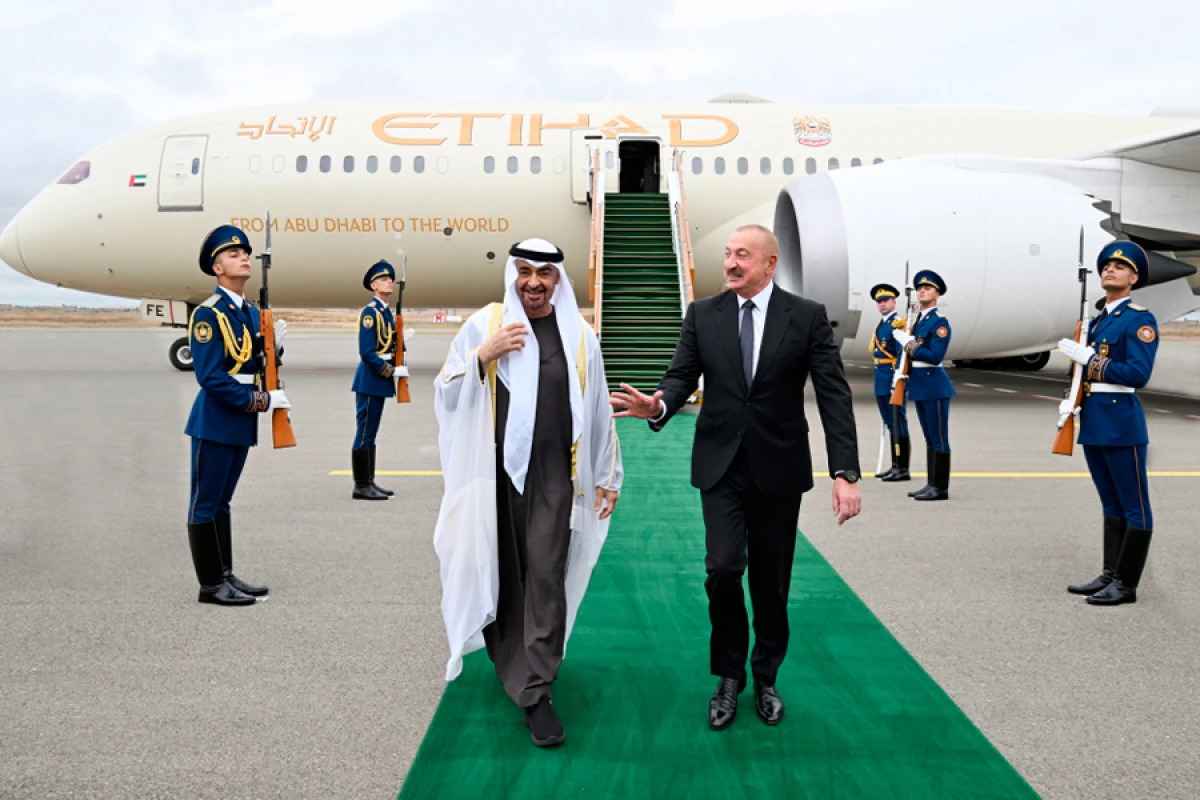 [[Birləşmiş Ərəb Əmirliklərinin Prezidenti]] Azərbaycana rəsmi səfərə gəldi