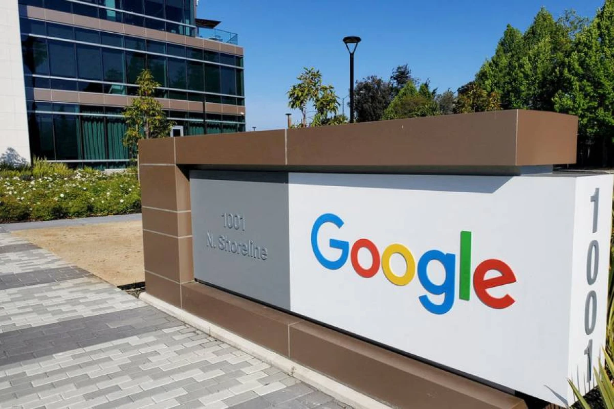 "Google" 200-dən çox işçini [[ixtisar etdi]]