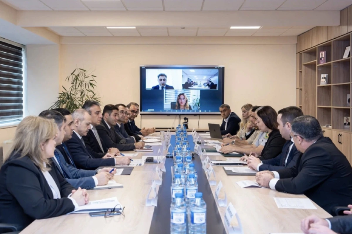 [[Azad olunmuş ərazilərdə]] məşğulluq məsələləri müzakirə olundu