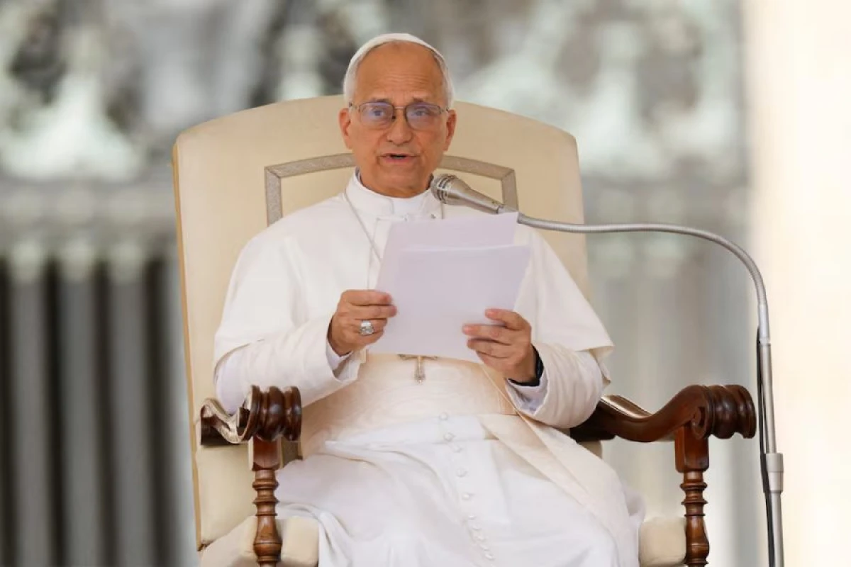 Papa süni intellektlə avatarının hazırlanmasına [[qarşı çıxdı]]