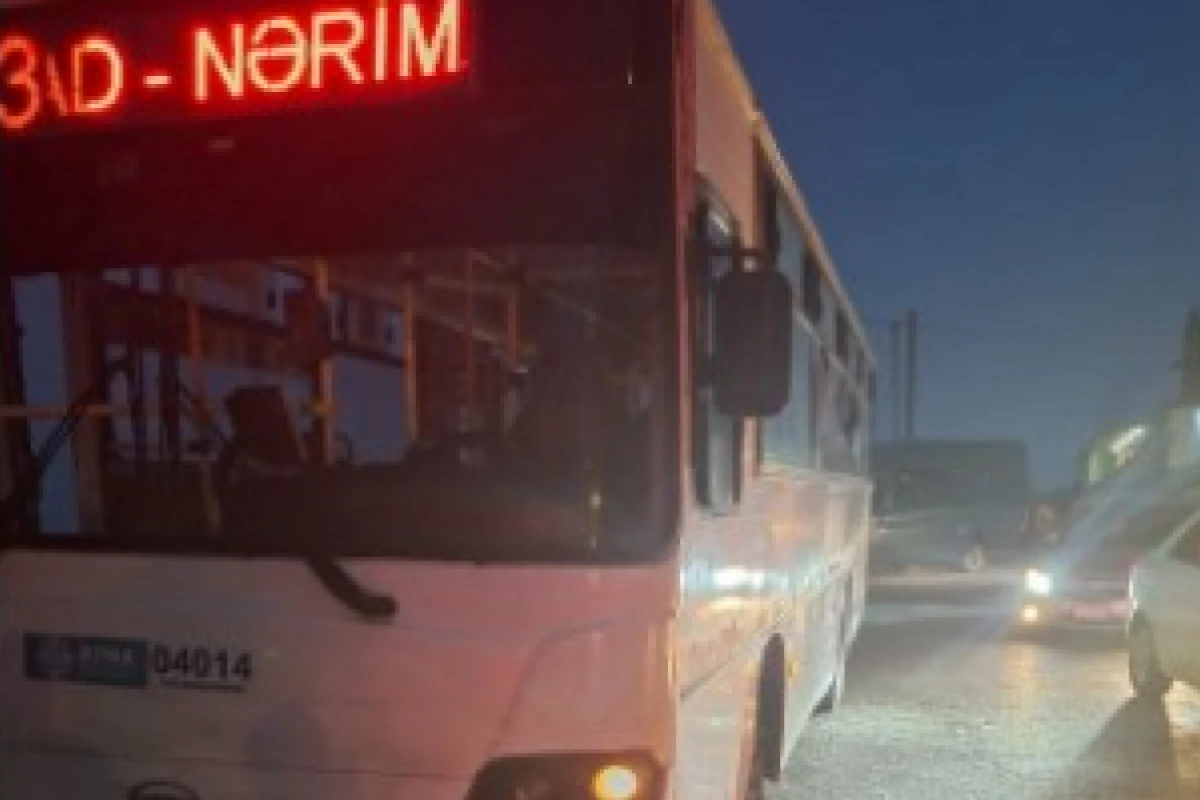 [[Bakıda]] avtobuslar toqquşdu
