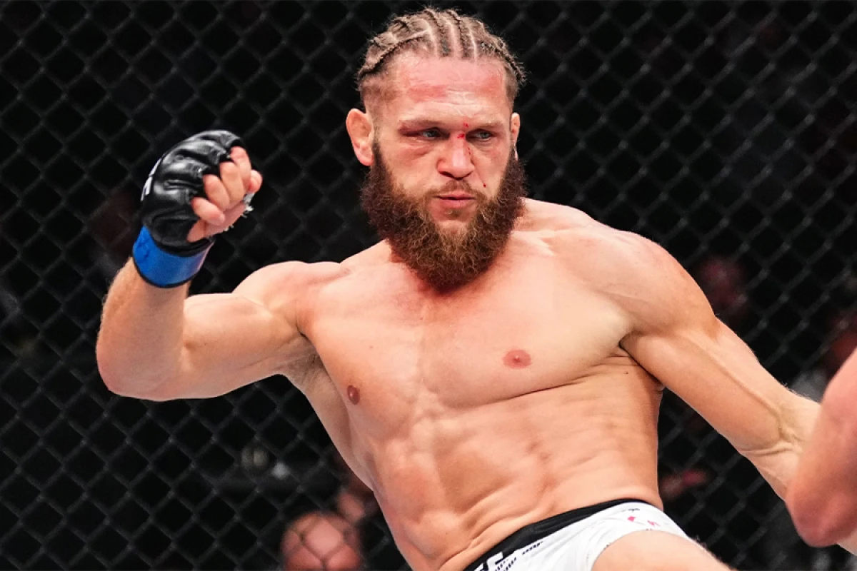 UFC Fight Night 261 [[turnirinin əsas döyüşü]] təxirə düşdü