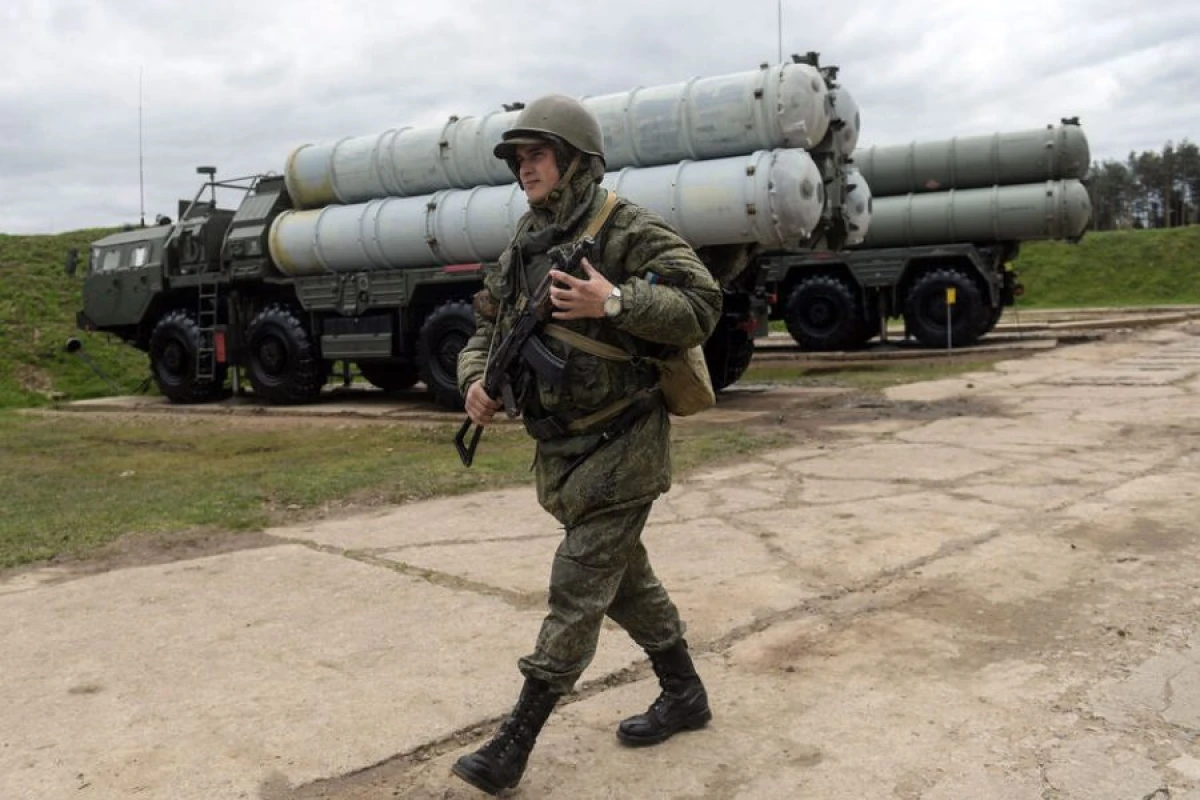 Rusiya Hindistana silah tədarükünü [[yekunlaşdıracaq]]