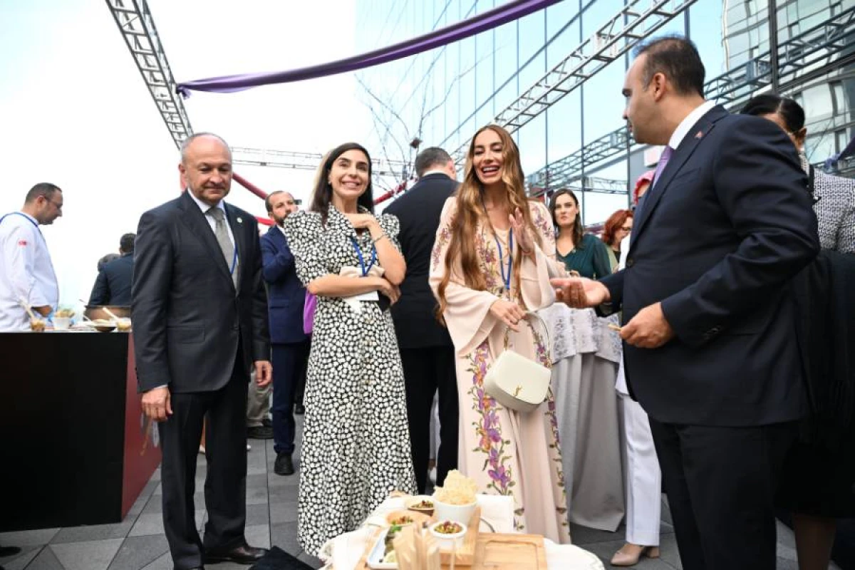 [[Leyla Əliyeva və Arzu Əliyeva]] Nyu-Yorkda “Anadolunun qapıları arxasındakı xəzinələr” adlı sərgidə iştirak etdilər