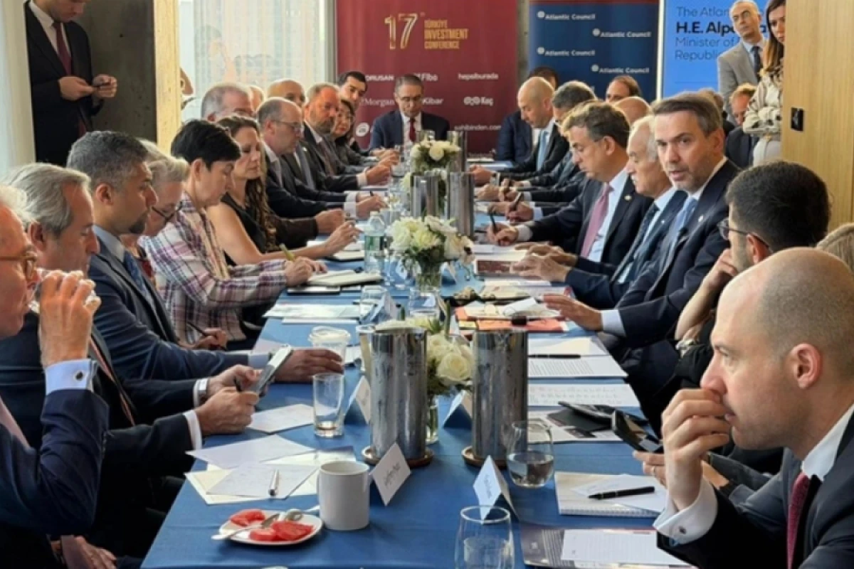 [[Türkiyə Azərbaycan]] və daha iki ölkə ilə Avropaya enerji ixracı barədə razılığa gəldi