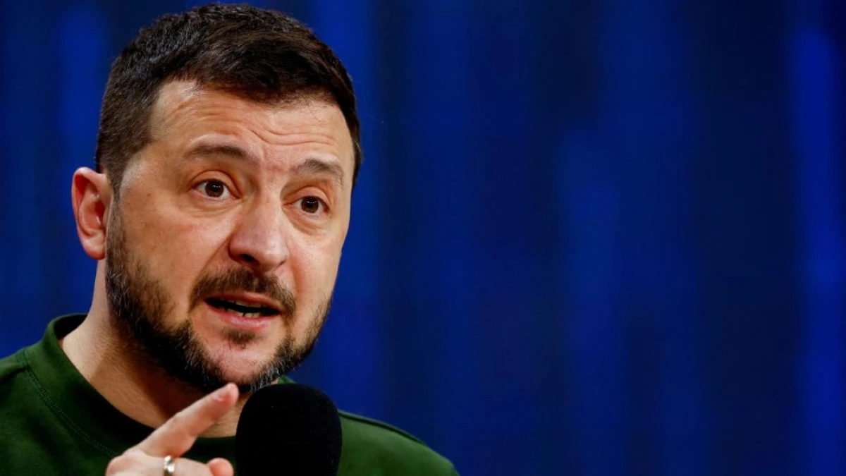 Zelenski Çini [[tənqid etdi]]