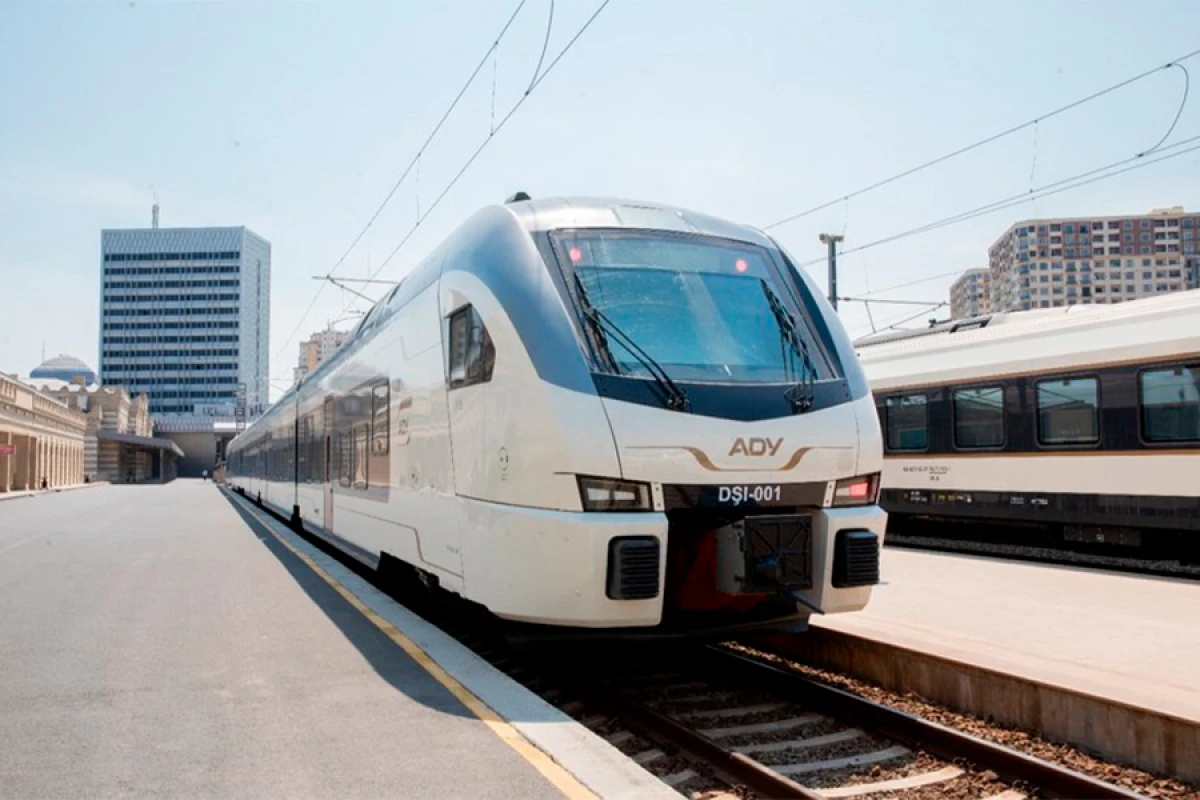 [[Bakı–Ağstafa–Bakı]] marşrutu üzrə əlavə qatar reysləri təyin olundu