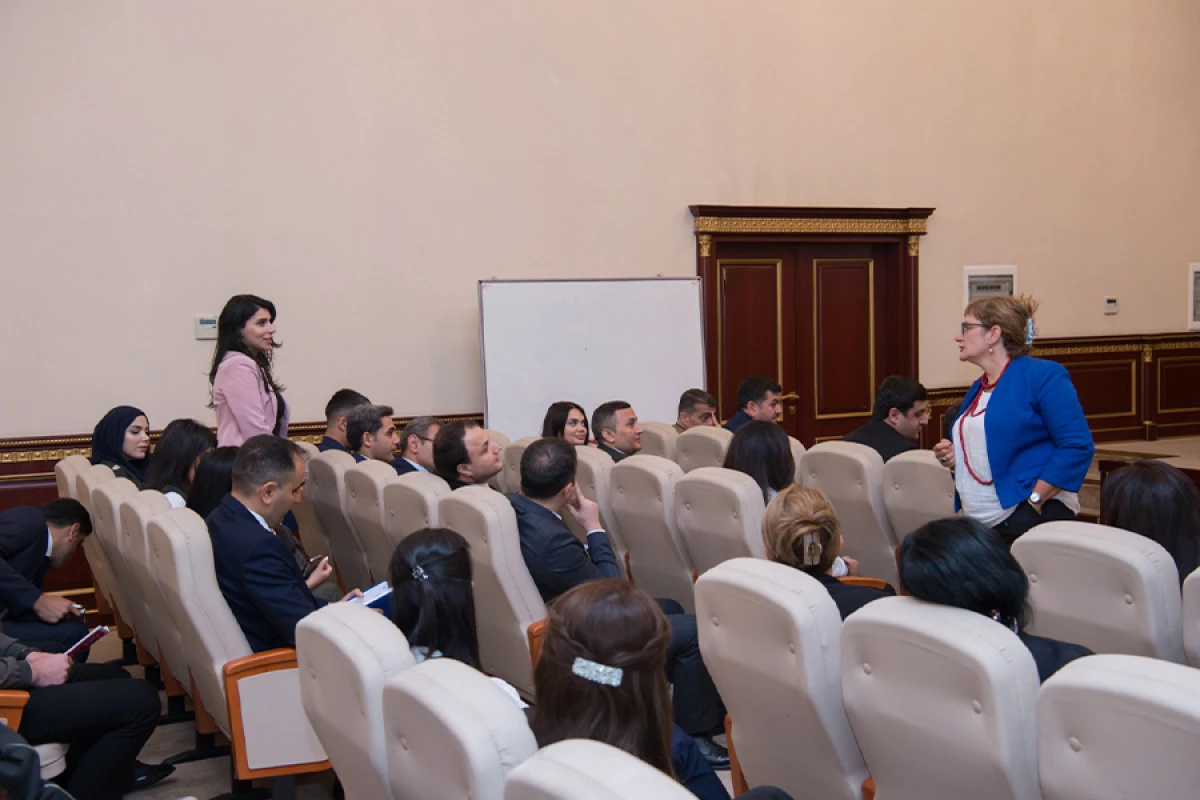 ADSEA-da [[“Keyfiyyəti idarəetmə: Müştəri məmnuniyyəti”]] üzrə təlim keçirildi