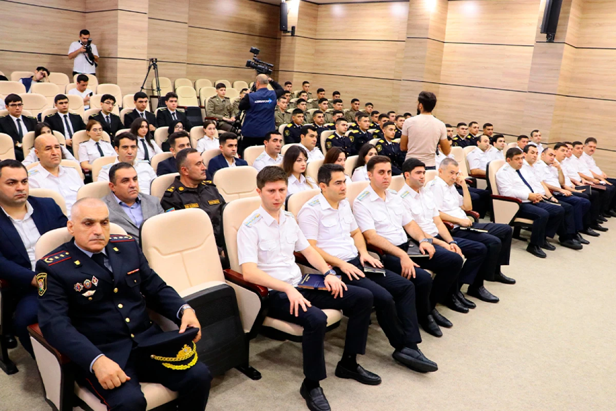 [["Azərbaycan Prokurorluğu: Suverenliyin təminatında rolu"]] adlı seminar keçirildi