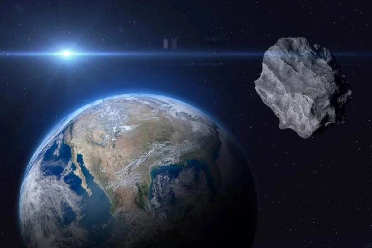İki metrlik asteroid [[Yerə yaxın məsafədən]] keçdi