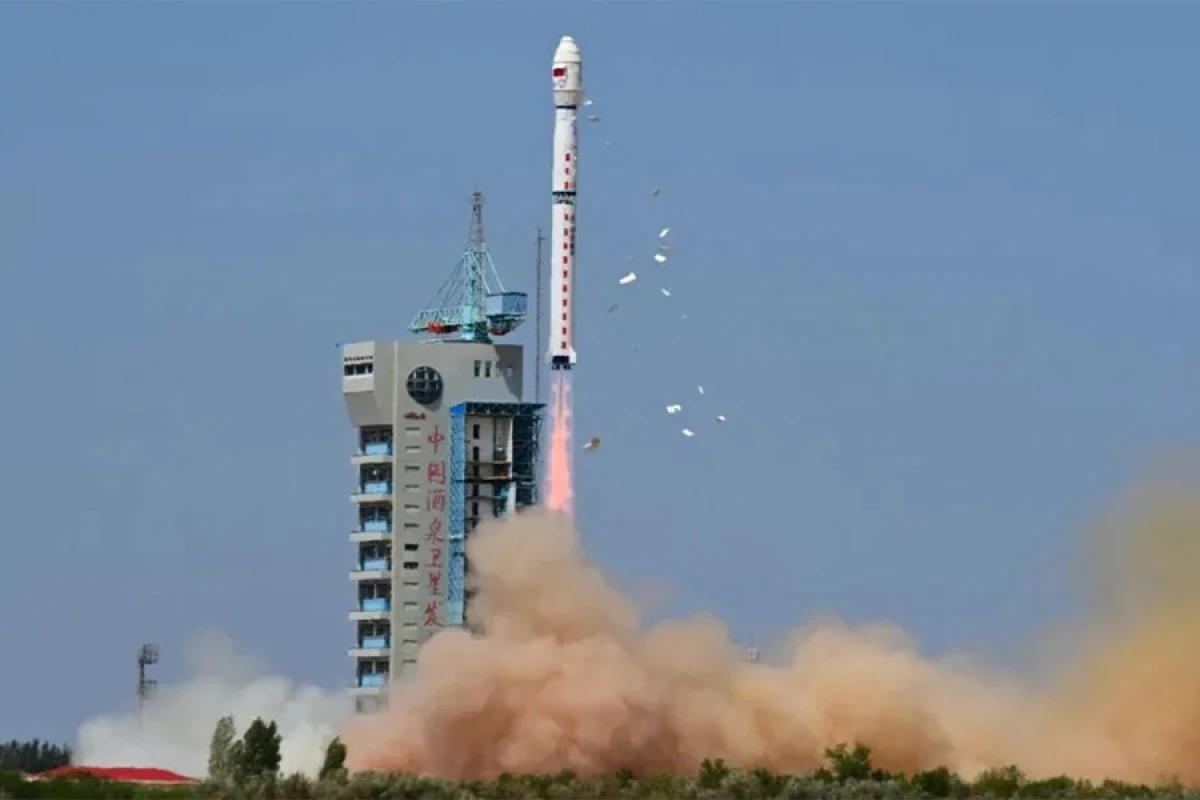 Çin [[meteoroloji peyki]] uğurla orbitə buraxdı