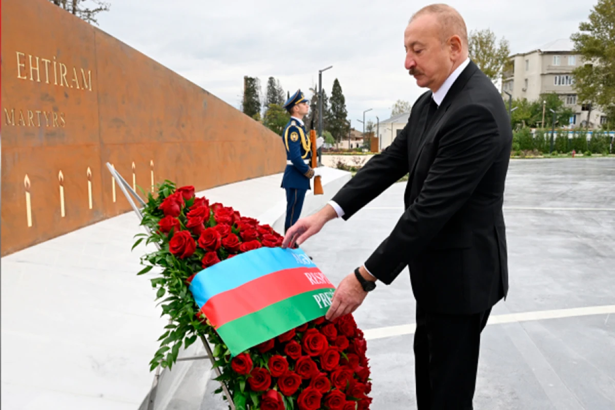 [[Prezident İlham Əliyev]] Anım Günü ilə əlaqədar Vətən müharibəsi şəhidlərinin xatirəsini bir dəqiqəlik sükutla yad etdi