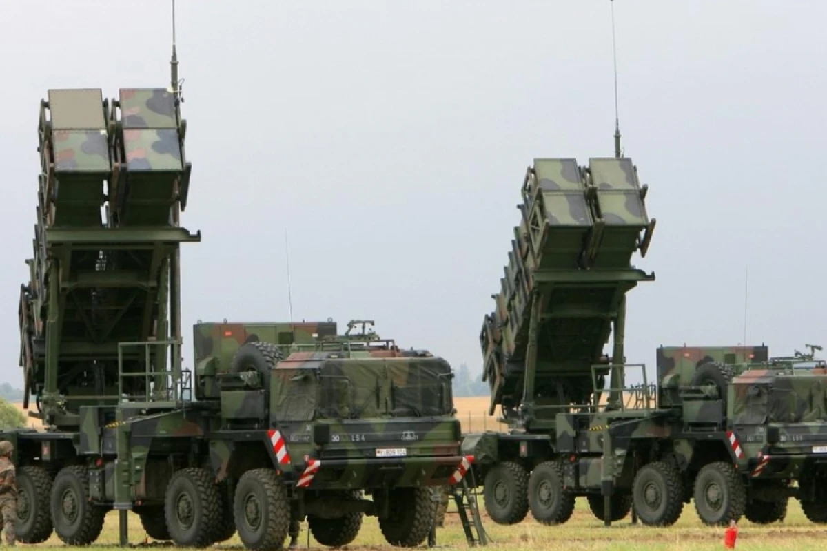 Ukrayna İsraildən iki [["Patriot" hava hücumundan]] müdafiə sistemi alacaq