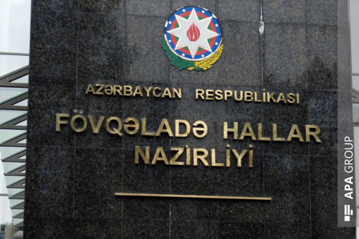 Bakıda [[bağlı qapı arxasında]] qalan azyaşlı xilas edildi