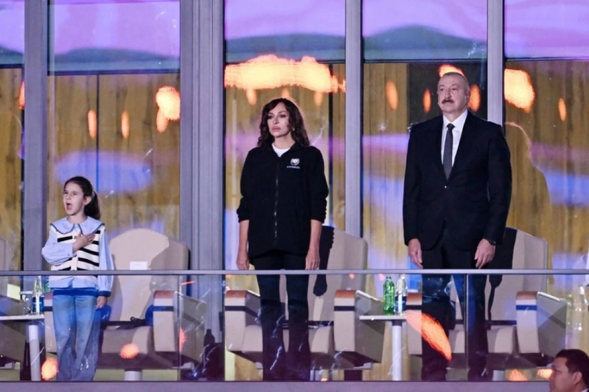 Gəncədə III MDB Oyunlarının açılış mərasimi keçirilib, Prezident və birinci xanım Mehriban Əliyeva tədbiri izləyiblər- [[YENİLƏNDİ]]