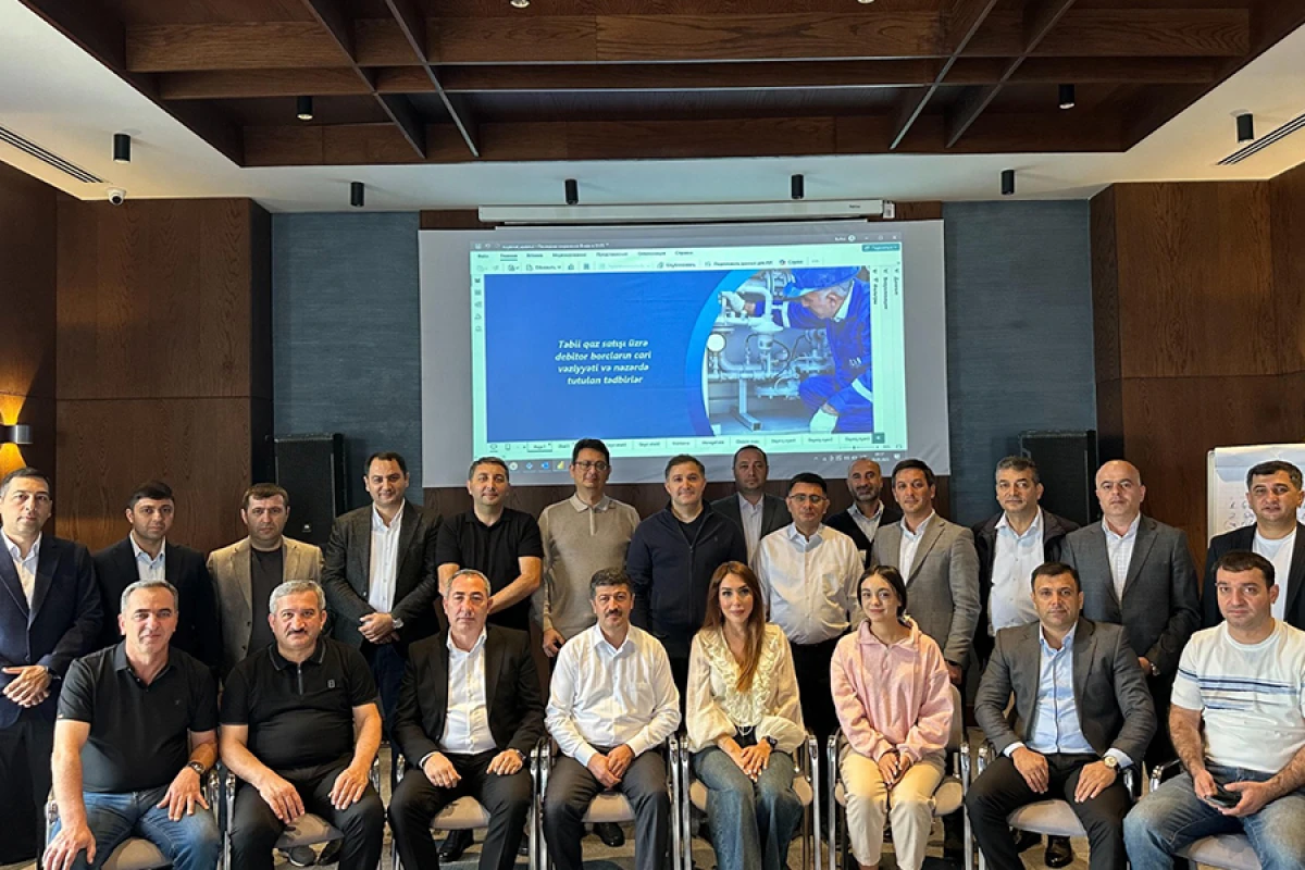 [[“Azəriqaz” İB-də]] 2025-ci ilin kommersiya fəaliyyəti üzrə müşavirə keçirildi