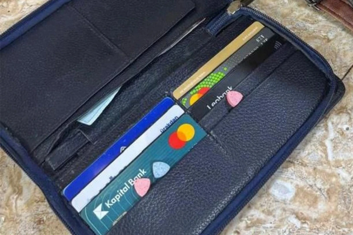 Məhkumun [[yanına gələn]] arvadından narkotik aşkarlandı