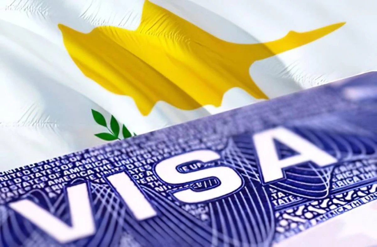 Kipr Rusiyadan [[viza müraciətlərinin qəbulunu dayandırdı]]