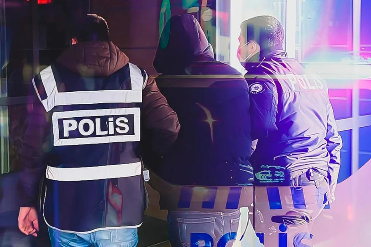 Türkiyədə FETÖ əməliyyatları zamanı [[64 nəfər həbs edildi]]