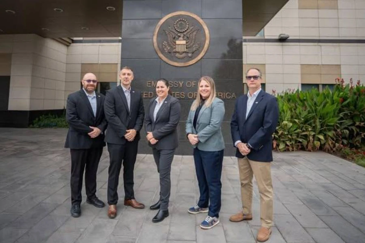 [[ABŞ-dən Ermənistana]] nümayəndə heyəti gəldi