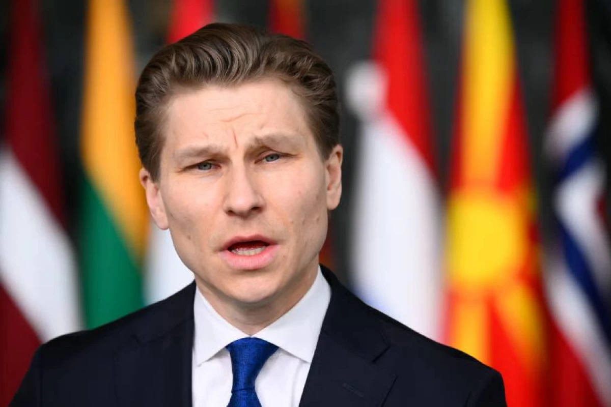 Finlandiya NATO-nu [[müdafiə xərclərini artırmağa]] çağırdı