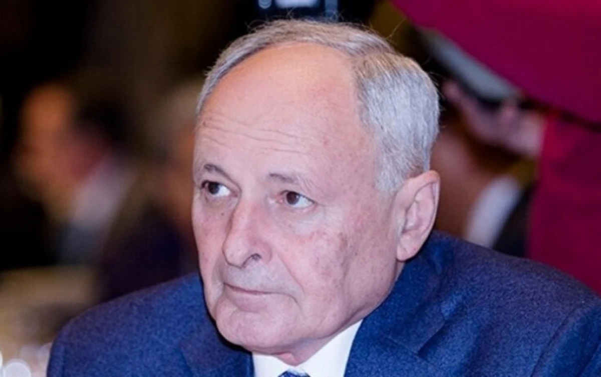 Oqtay Şirəliyev [[vəfat etdi]]