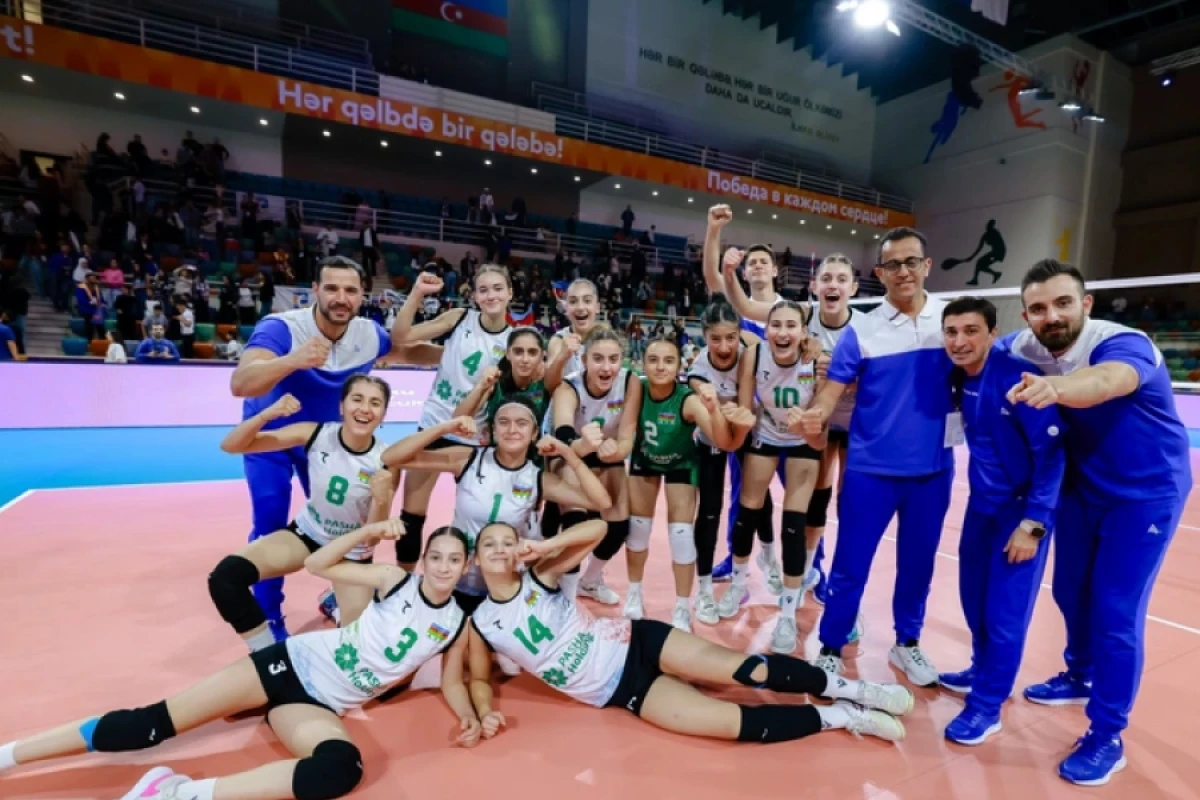 Azərbaycanın voleybol yığması [[Özbəkistana qalib gəldi]]