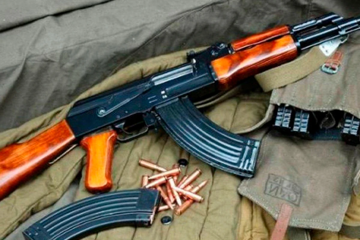 Ayrı-ayrı rayonlarda [[silah-sursat]] aşkarlandı