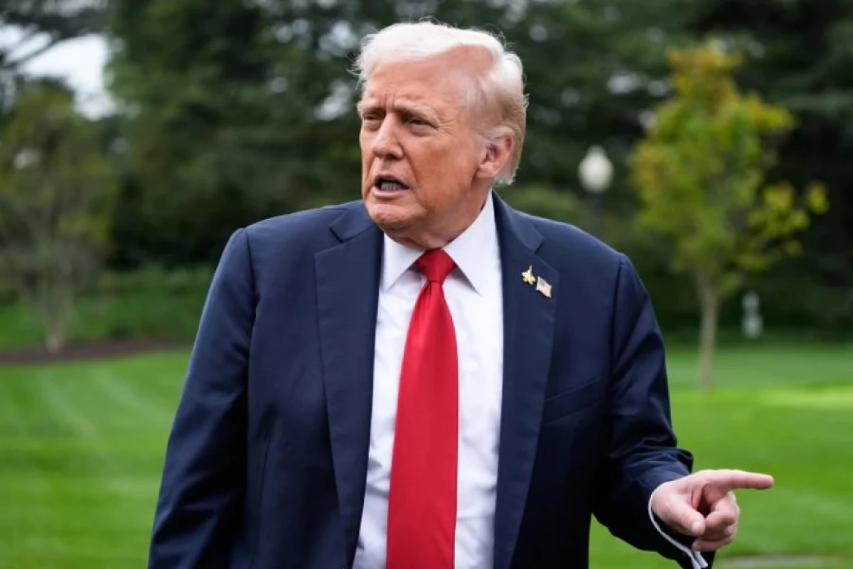 Tramp İllinoys ştatına [[300 əsgər göndərəcək]]