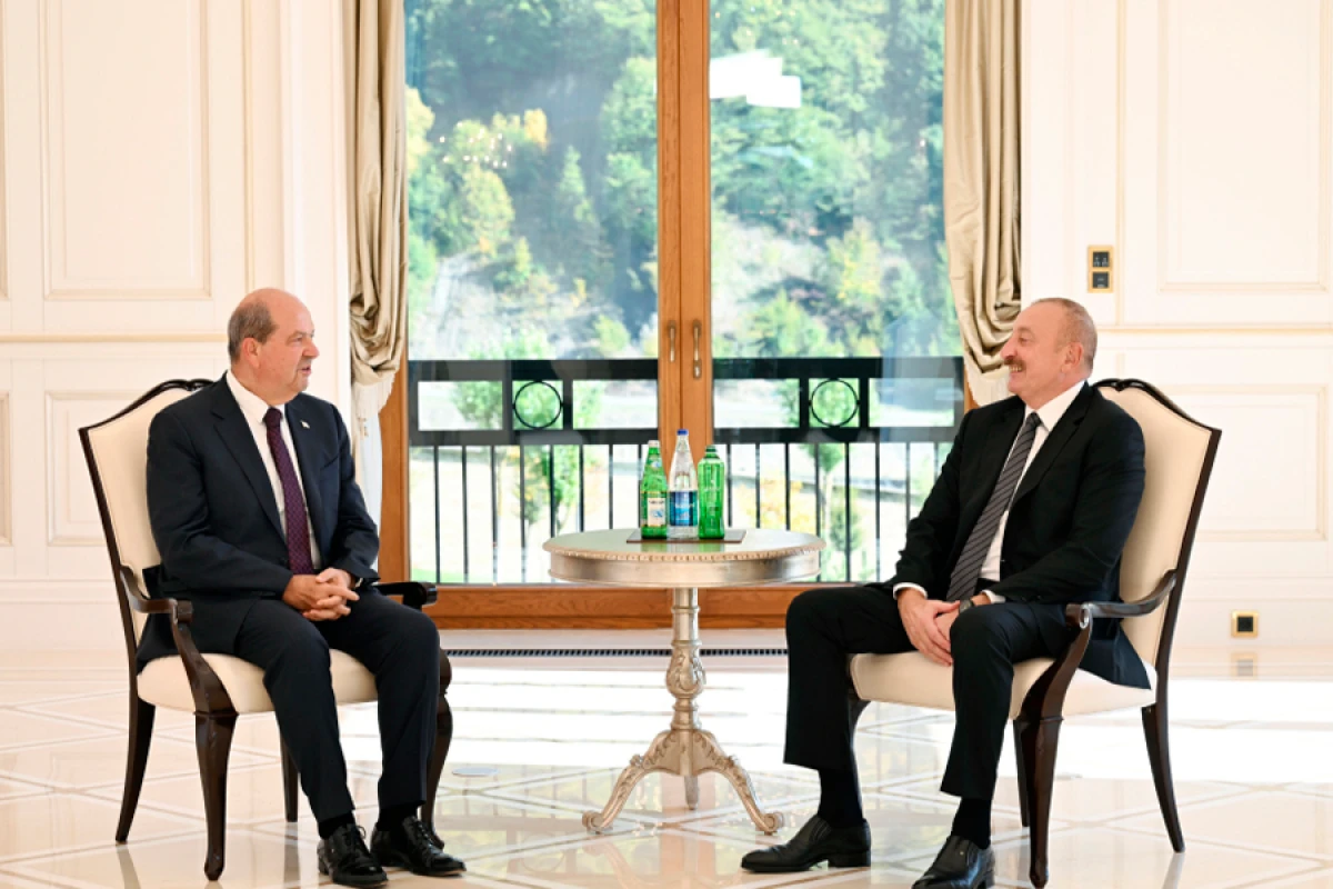 [[İlham Əliyev]] Qəbələdə Şimali Kipr Türk Cümhuriyyətinin Prezidenti ilə görüşdü