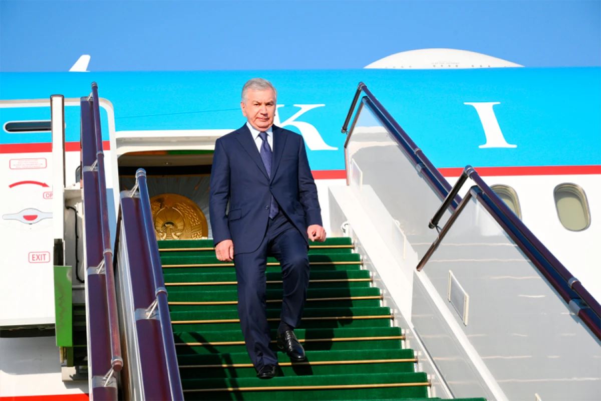 [[Şavkat Mirziyoyev]] Azərbaycanda səfərdədir