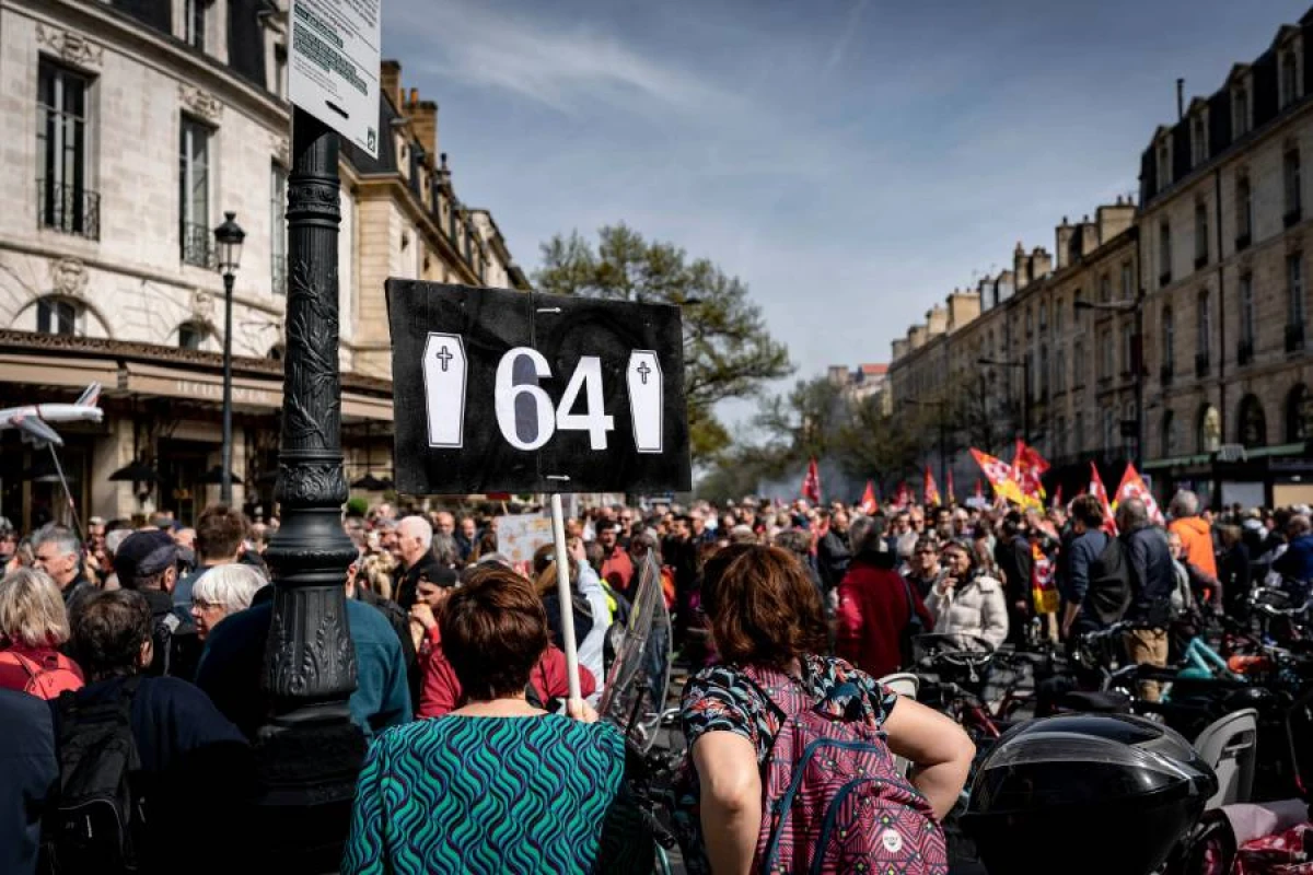 Fransadakı siyasi sabitliyin pozulması [[Aİ-ni zəiflədə bilər]]