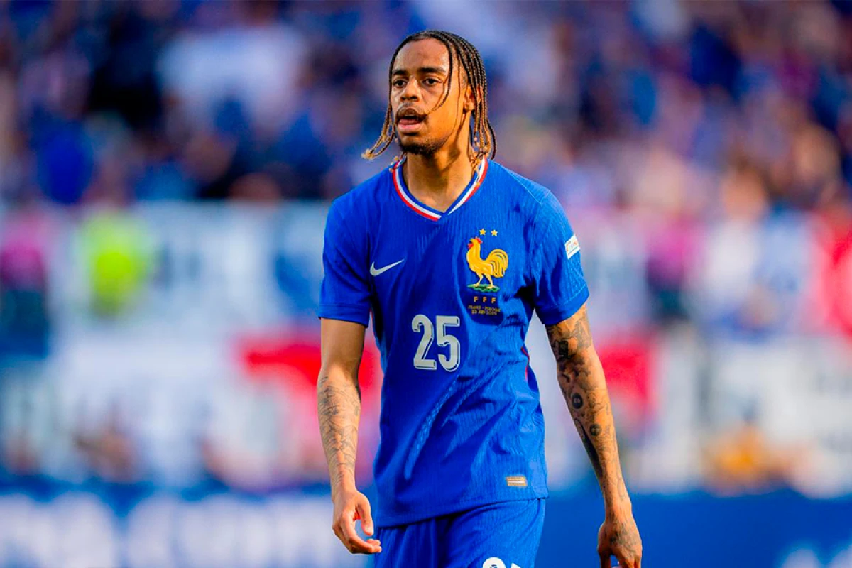 Fransa miliisinin hücumçusu [[heyətdən]] kənarlaşdırıldı