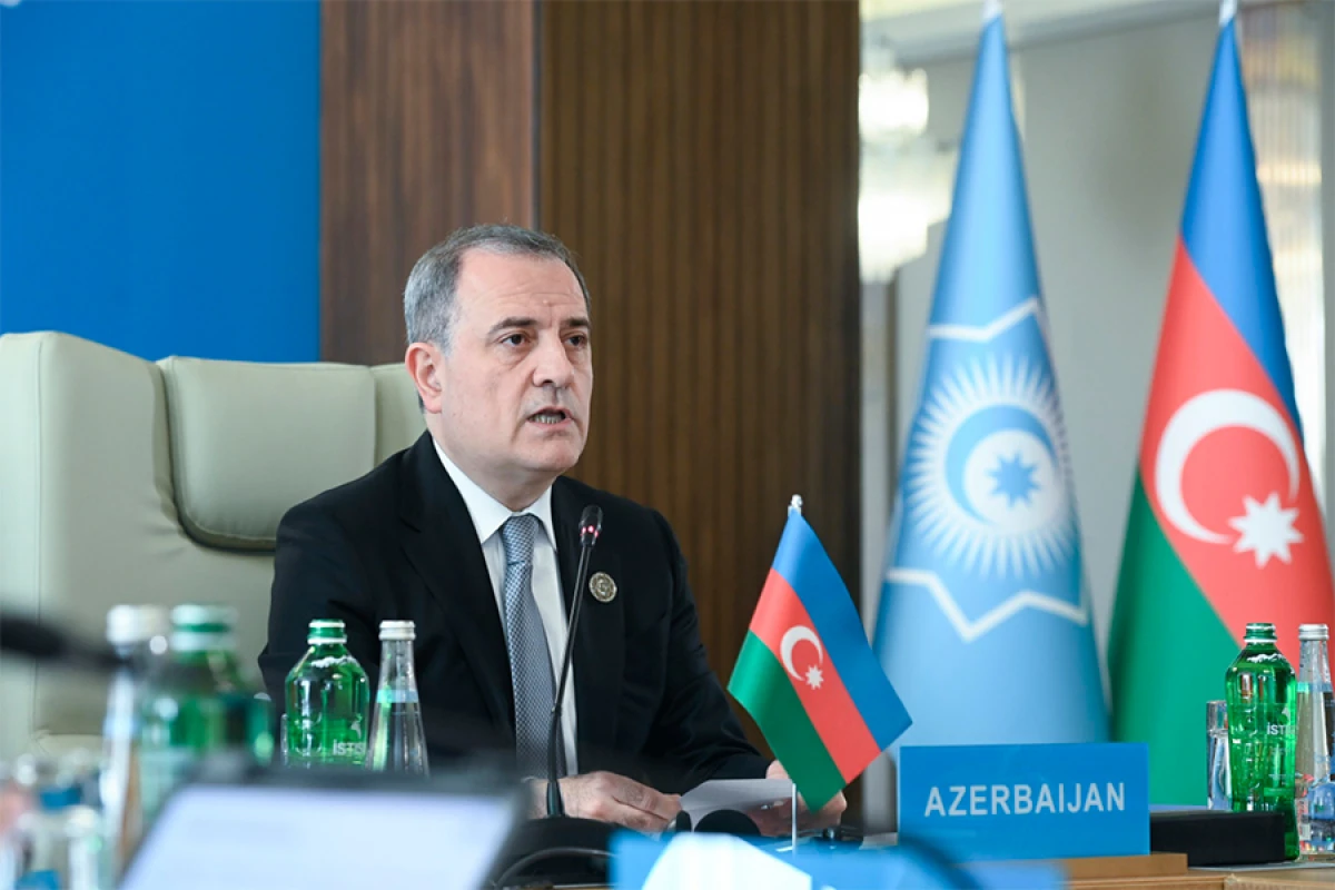 Azərbaycan [[TDT Katibliyinin hesabına]] 2 milyon ABŞ dolları köçürdü