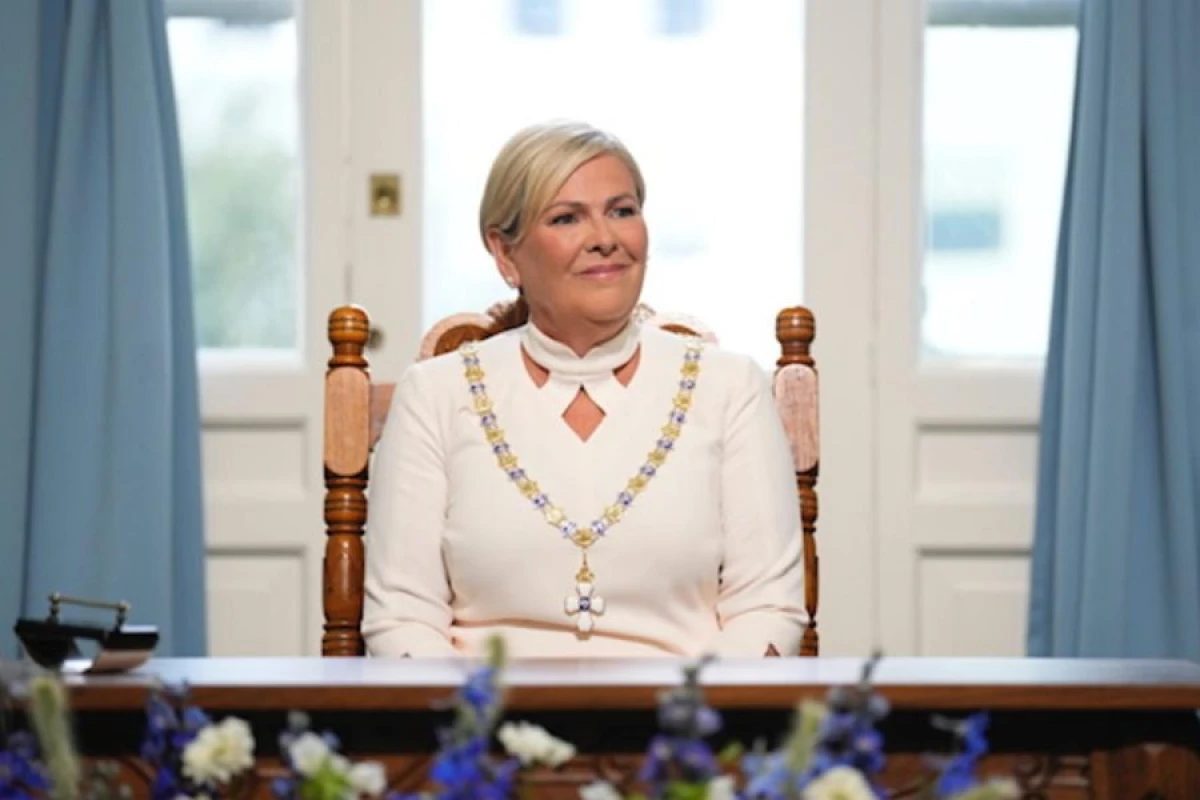 [[İslandiya Prezidenti:]] "Ordumuz olmasa da, NATO üçün əhəmiyyətliyik"