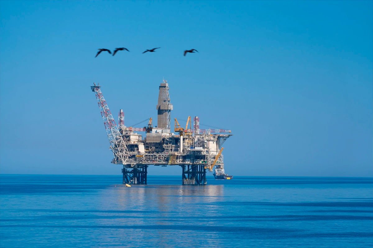 [[Azərbaycan nefti]] ucuzlaşdı