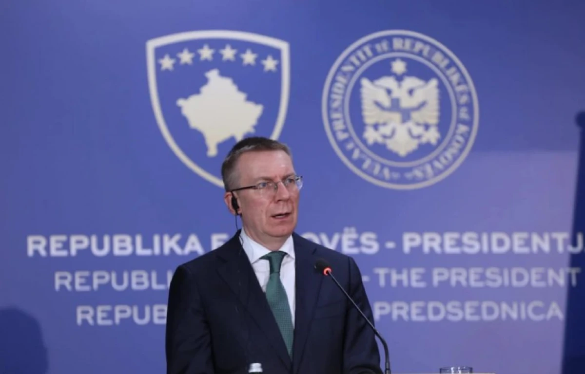 [[Latviya Prezidenti]] Merkelin iddialarına cavab verdi