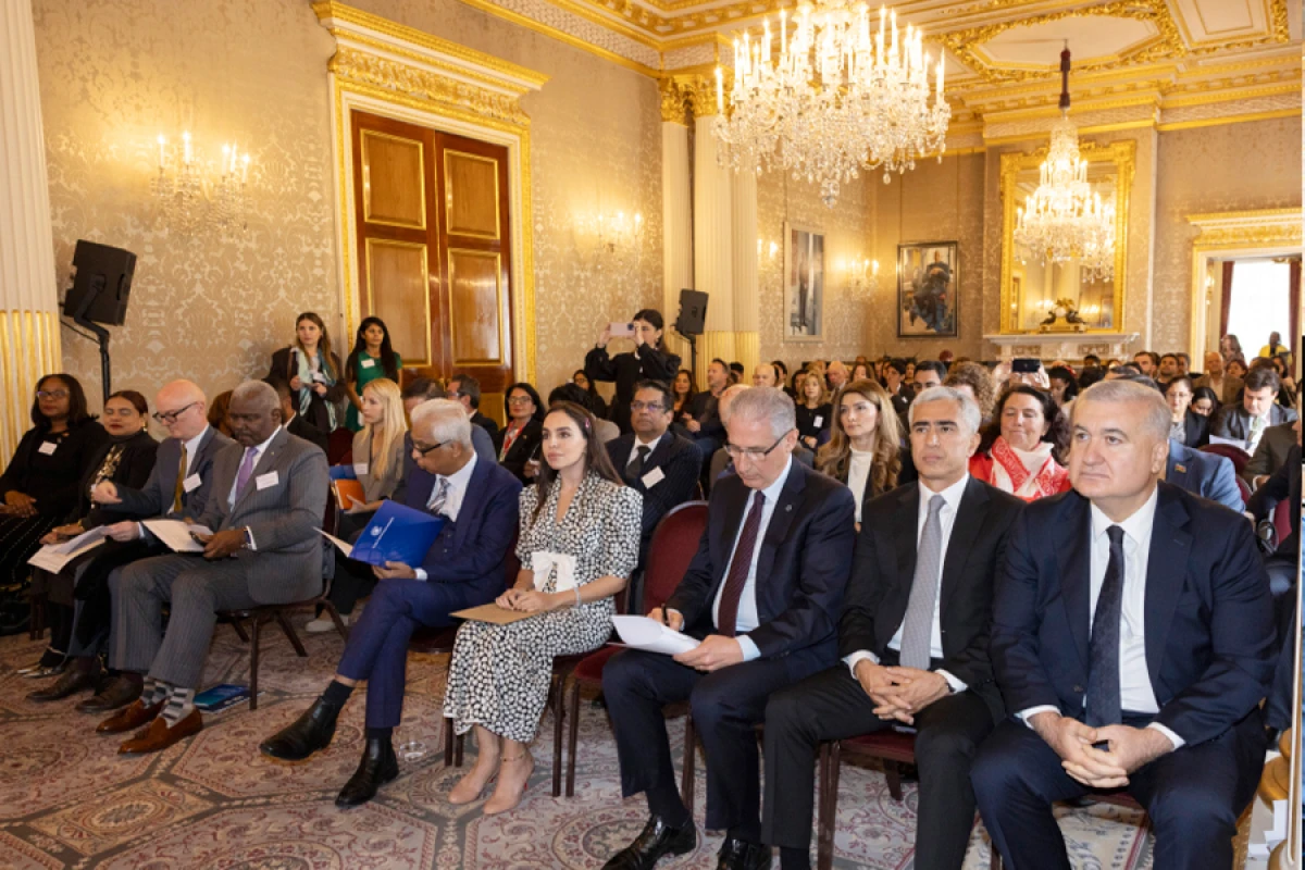 [[Leyla Əliyeva]] Londonda yüksəksəviyyəli iqlim dialoqunda iştirak etdi