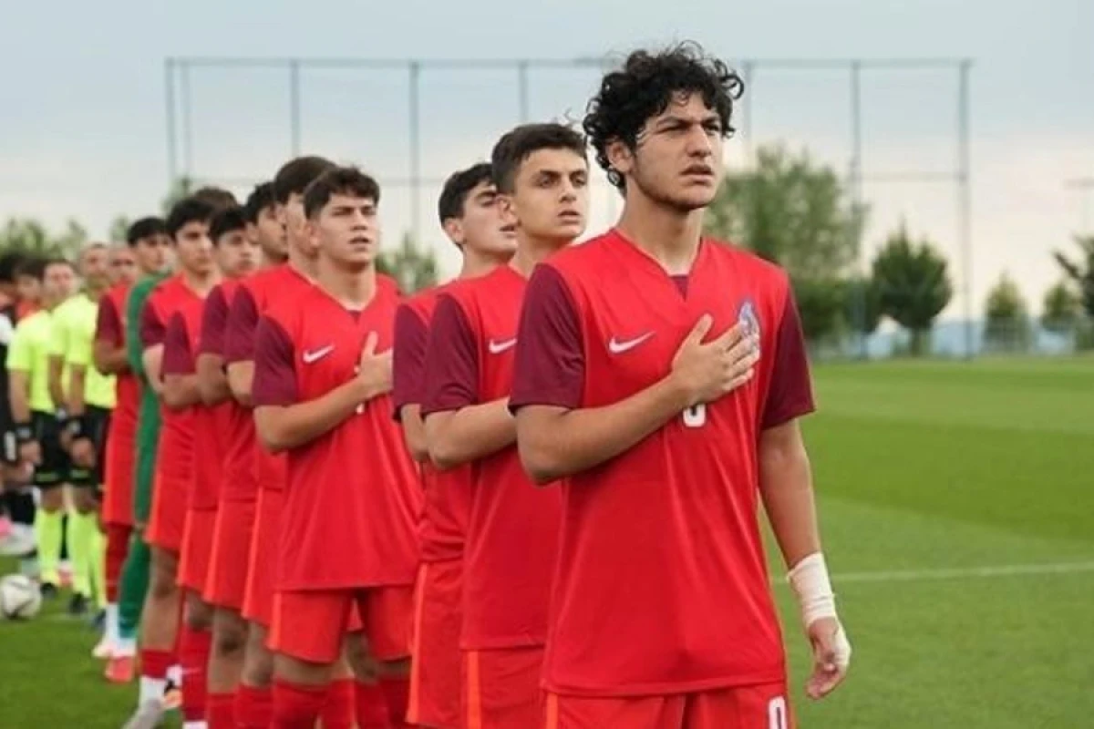 [[U-17 millimiz]] Fransaya 8 cavabsız qolla uduzdu