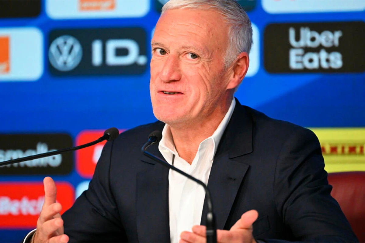 [[Didye Deşam:]] “Qarabağ”ın 7 futbolçusundan ehtiyat edirəm”