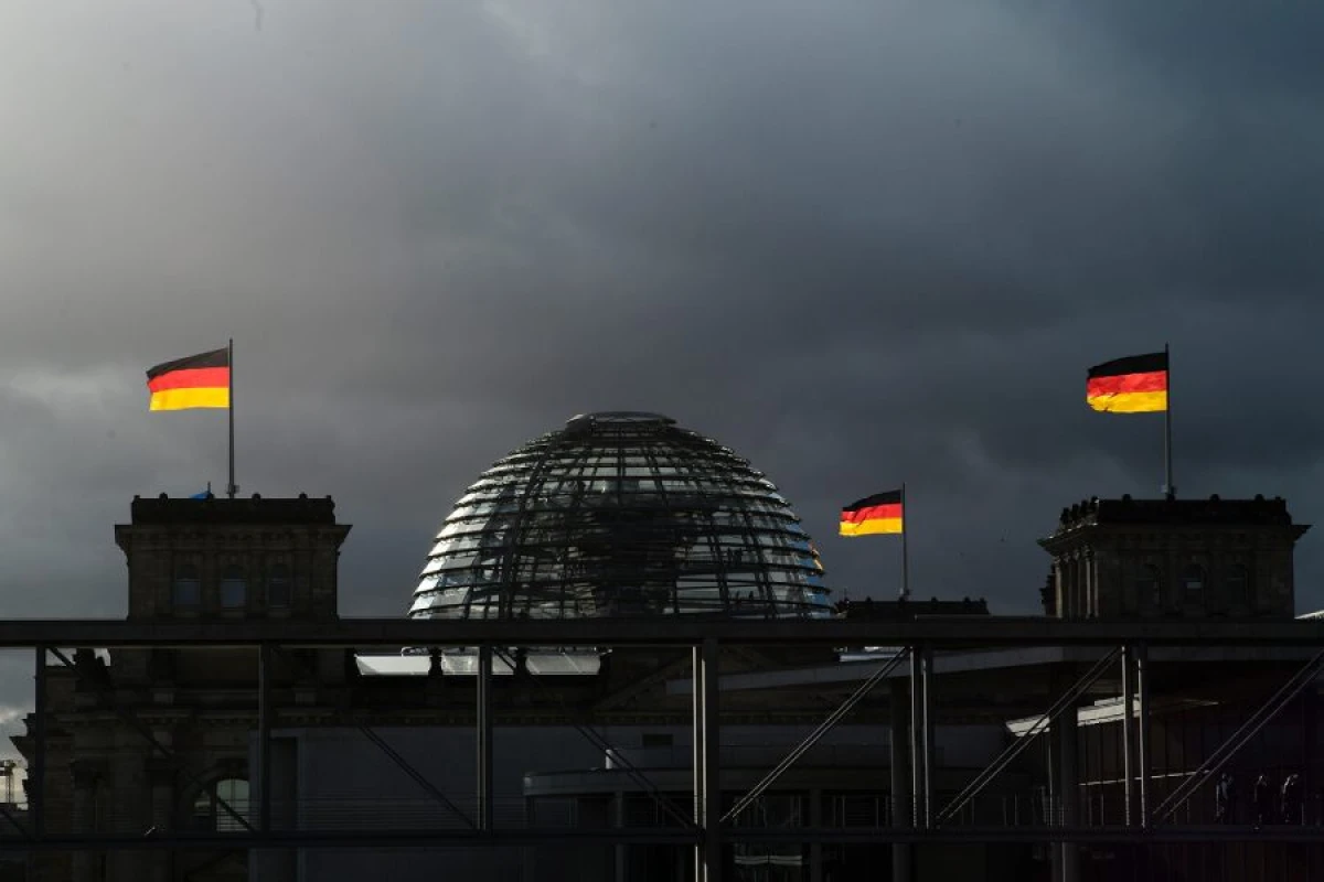 Almaniyanın büdcə xərcləri [[rekord həddə çatdı]]