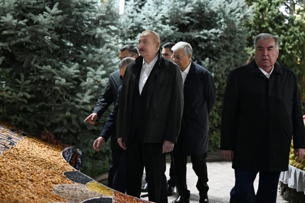 [[Prezident]] Düşənbədə MDB dövlət başçılarının qeyri-rəsmi şam yeməyində iştirak edir