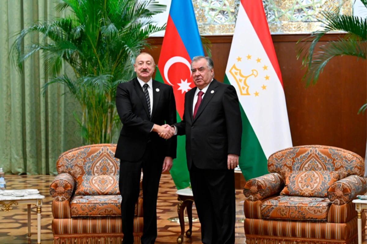 Düşənbədə Azərbaycan və Tacikistan prezidentlərinin təkbətək görüşü oldu [[- YENİLƏNDİ]]