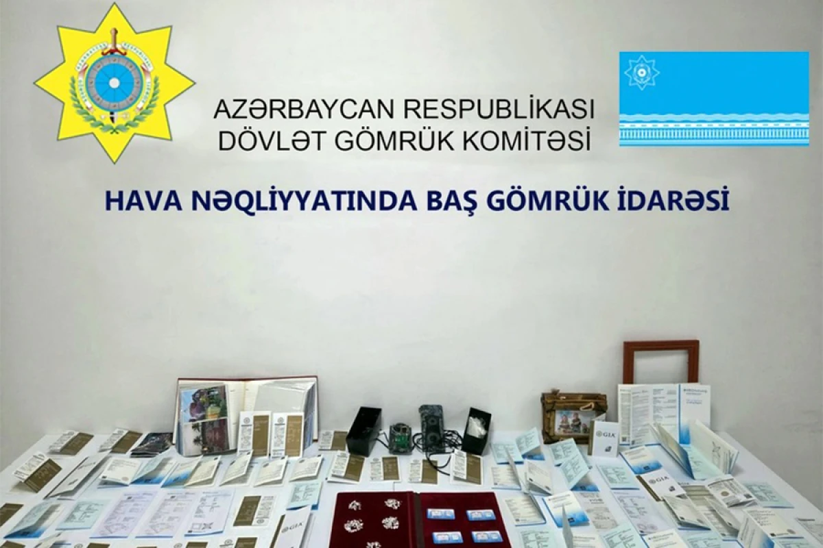 Bakıya [[brilyant qaşların]] qanunsuz gətirilməsinin qarşısı alındı